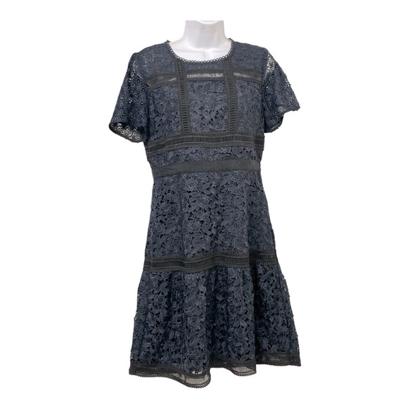 Ann Taylor Lave Overlay Navy Blue and Black Dress. Short sleeves. Back zipper. - Picture 2 of 14